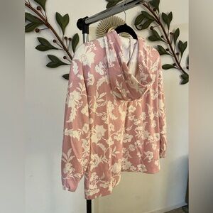 CROFT & BARROW - Zip Hoodie with Kangaroo Pockets